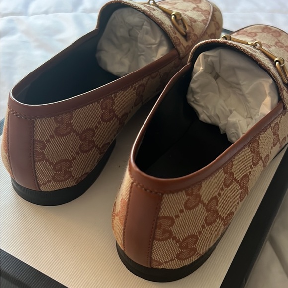 GUCCI BRAND NEW Authentic GG Canvas Loafers - Size 8 - Picture 2 of 5